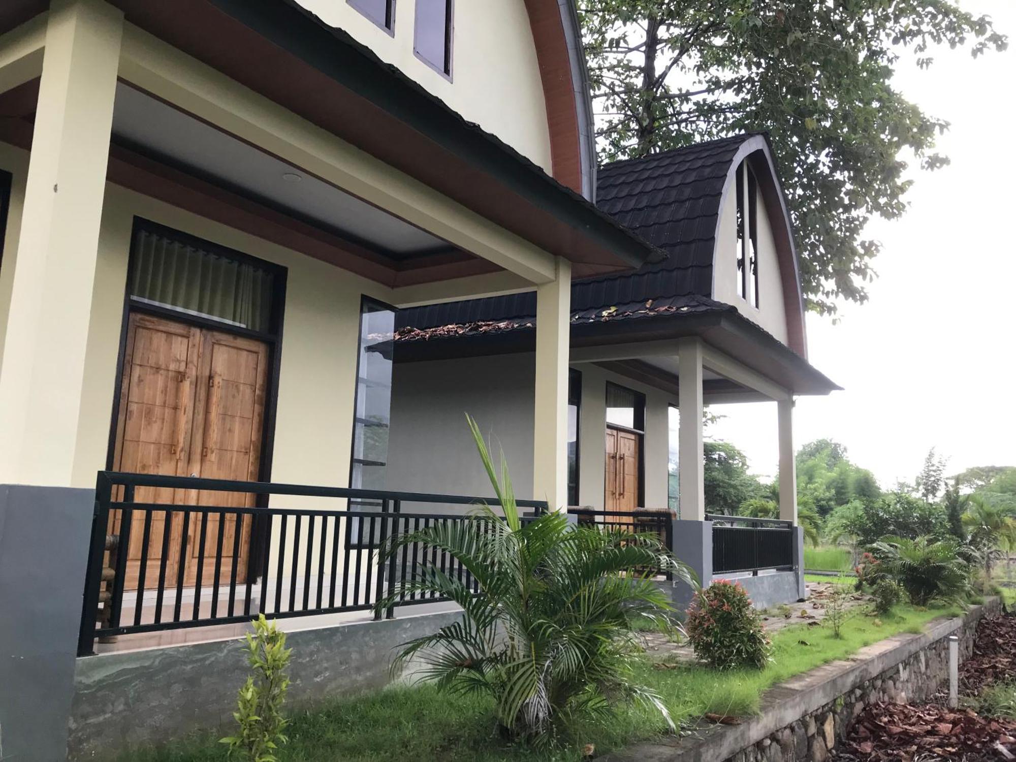 Pohon Purba Resort & Restaurant Labuhan Pandan ภายนอก รูปภาพ