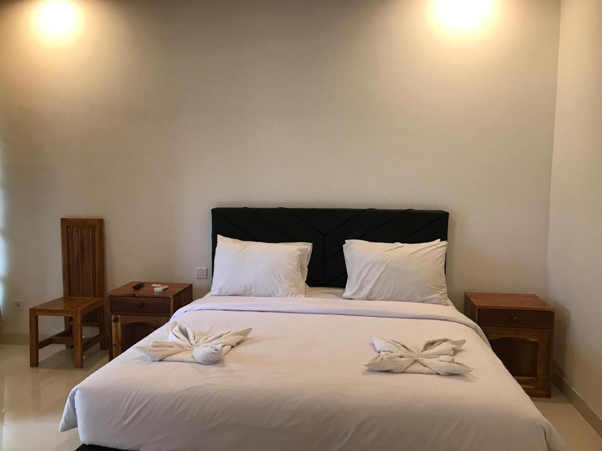 Pohon Purba Resort & Restaurant Labuhan Pandan ภายนอก รูปภาพ