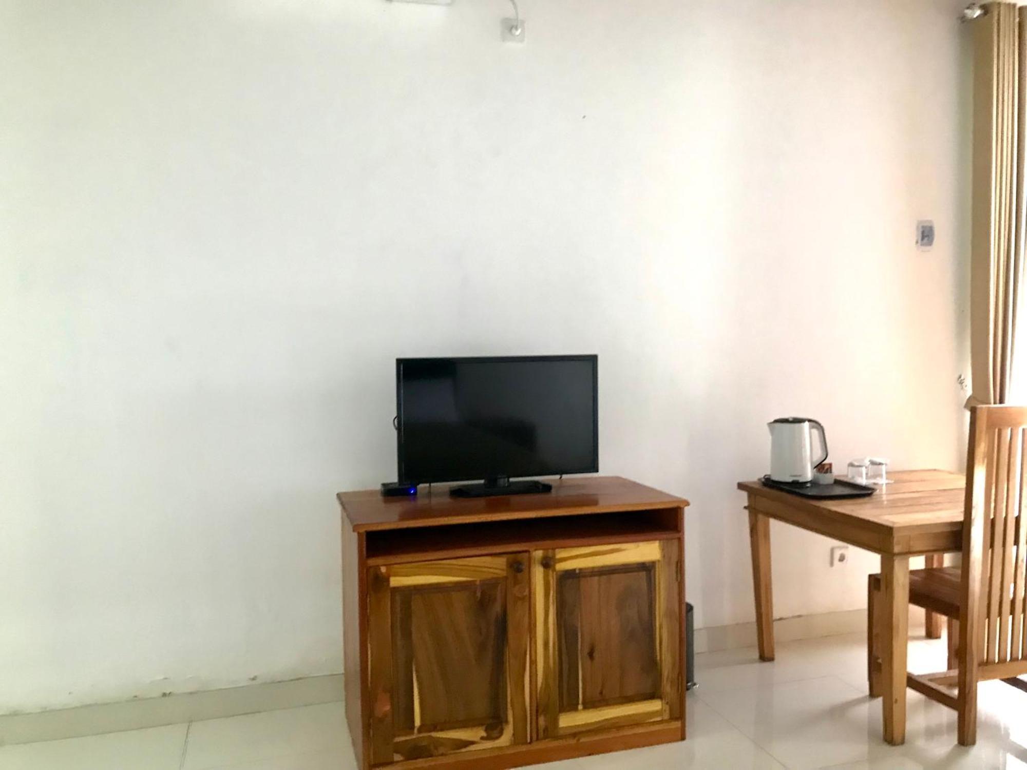 Pohon Purba Resort & Restaurant Labuhan Pandan ภายนอก รูปภาพ